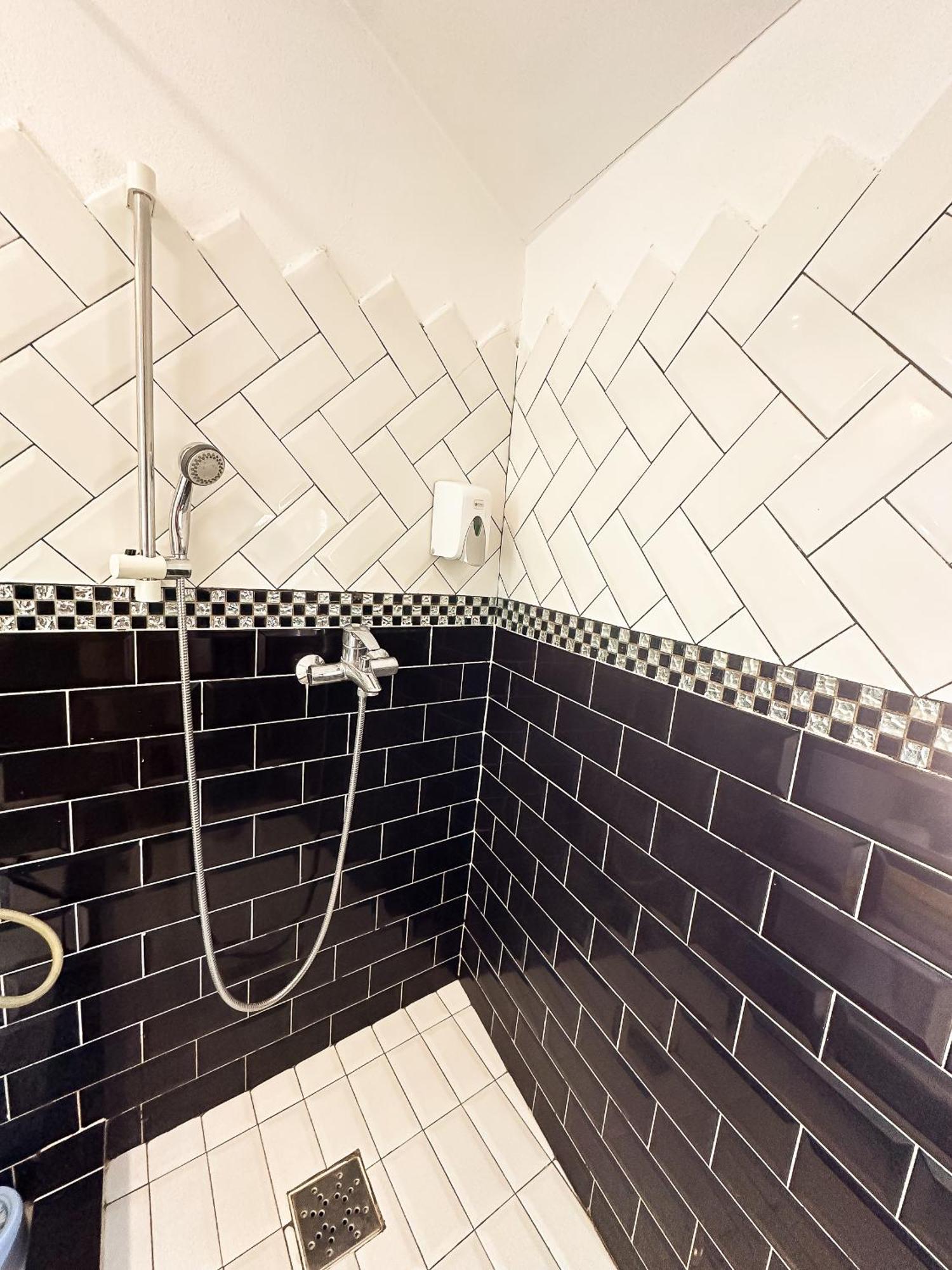 The Vintage - Wonderful Apartment In Best Location Craiova Exterior foto