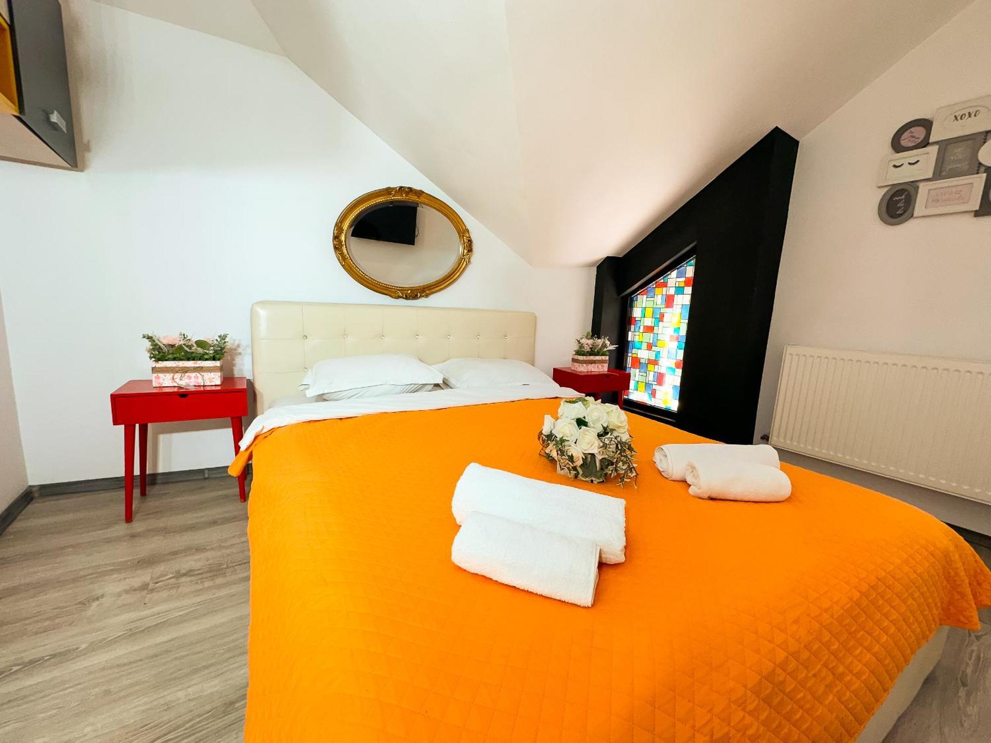 The Vintage - Wonderful Apartment In Best Location Craiova Exterior foto